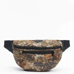 URBAN CLASSICS Tasche Real Tree Camo Shoulder In Braun